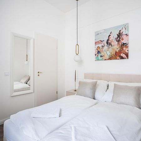 E13 - Grand Boulevard Heritage Suite - Best Location By Bqa 부다페스트 객실 사진