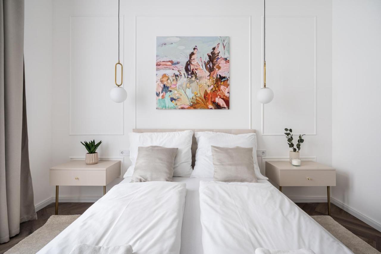 E13 - Grand Boulevard Heritage Suite - Best Location By Bqa 부다페스트 외부 사진
