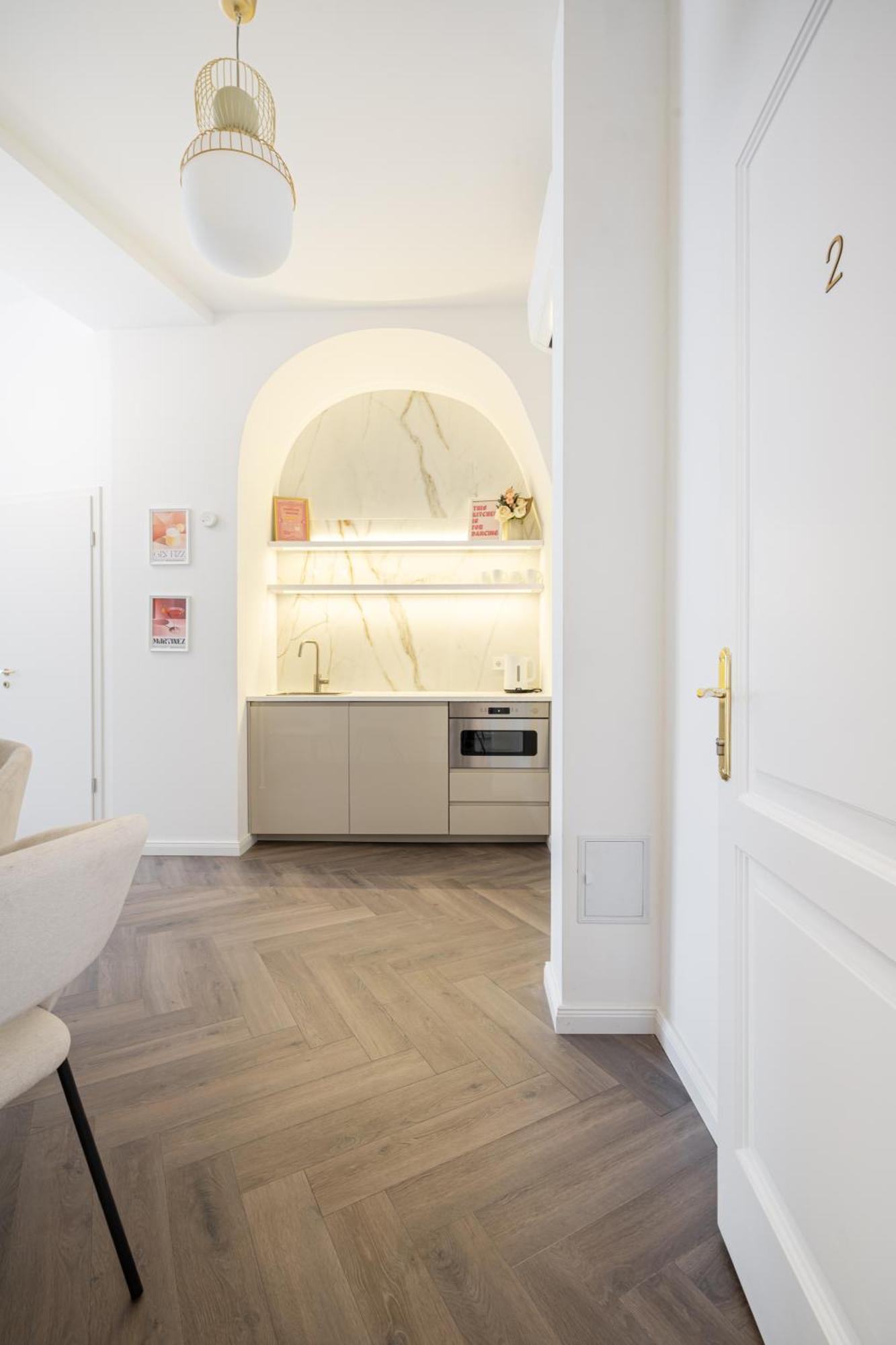 E13 - Grand Boulevard Heritage Suite - Best Location By Bqa 부다페스트 객실 사진